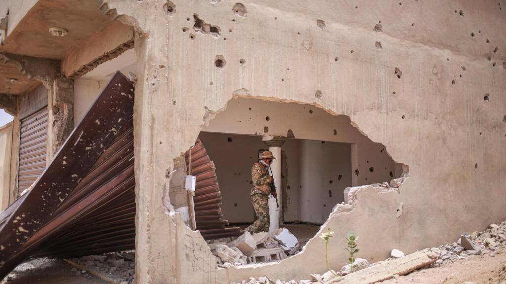 Un soldat du Front national de libération de l'Azawad (FLA) à Kidal, le 9 mai 2026