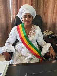Maïmouna Sène critiquant Ousmane Sonko à l'Assemblée nationale