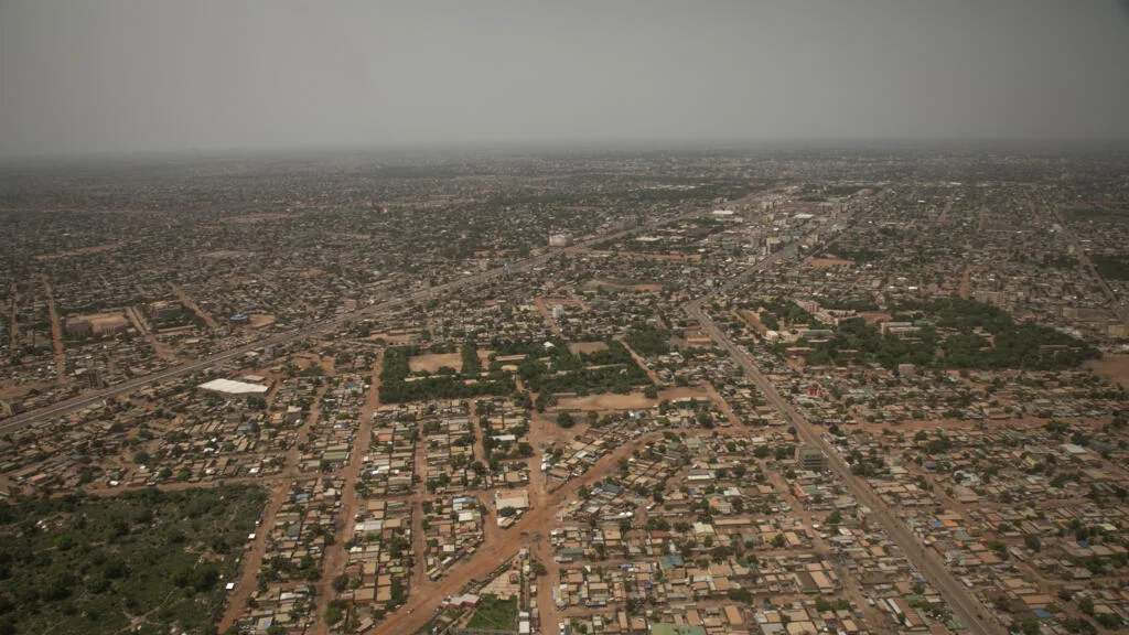 manifestation devant une mosquée au Burkina Faso