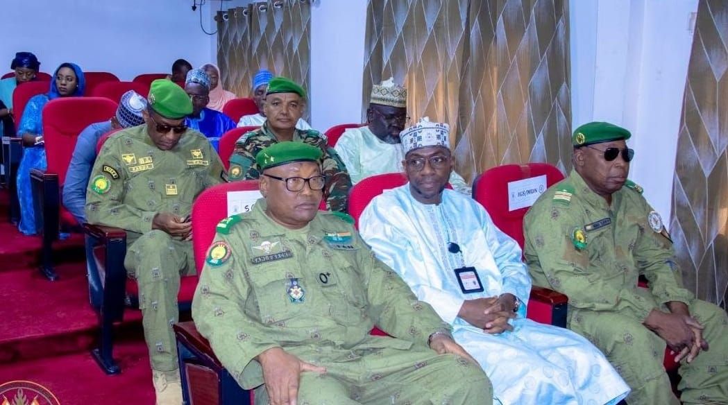 formation militaire nigérienne : attachés de défense en session