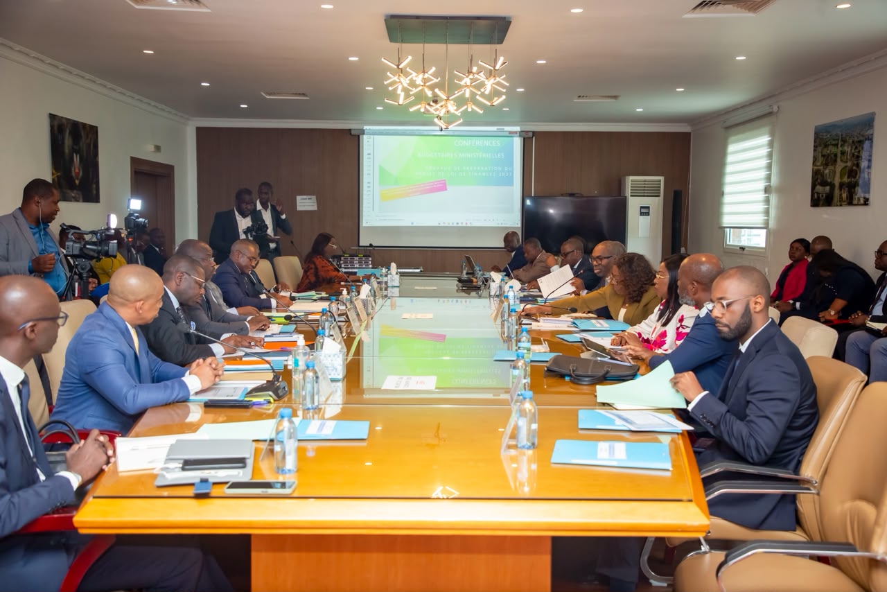 Conférences budgétaires à Libreville pour préparer le budget 2027 du Gabon