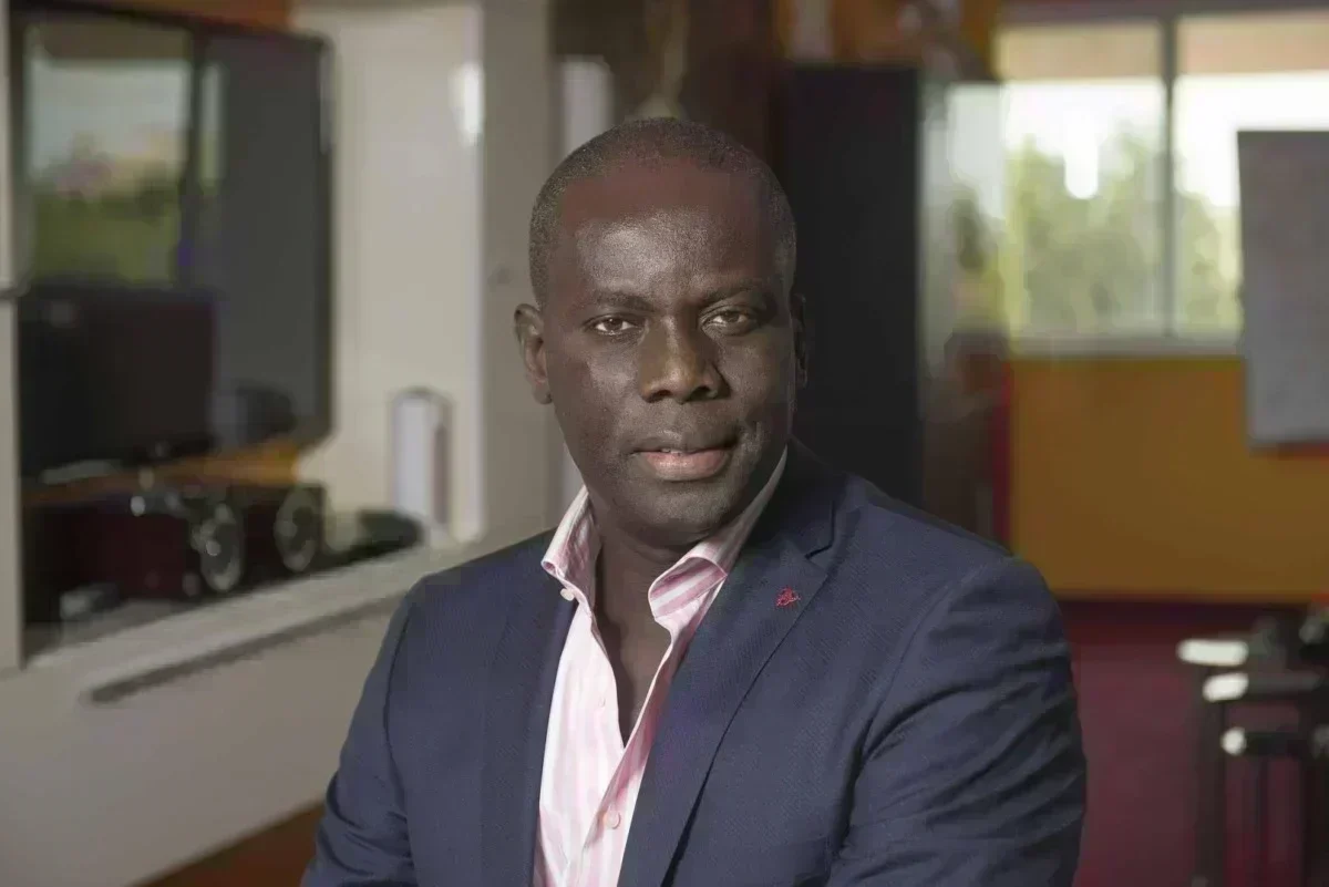 Pastef : Malick Gackou défend l'unité face à la scission de Kiiraay Dakar, Sénégal. Portrait de Malick Gakou, ancien ministre et figure du mouvement Pastef.