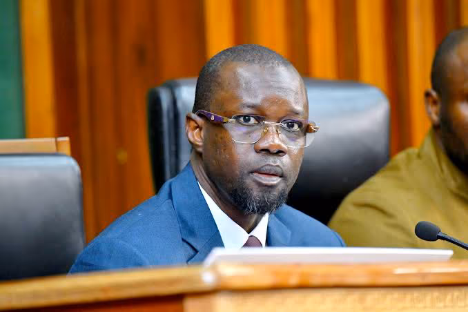 urgence parlementaire au Sénégal : les décisions clés de Sonko et du Bureau de l'Assemblée