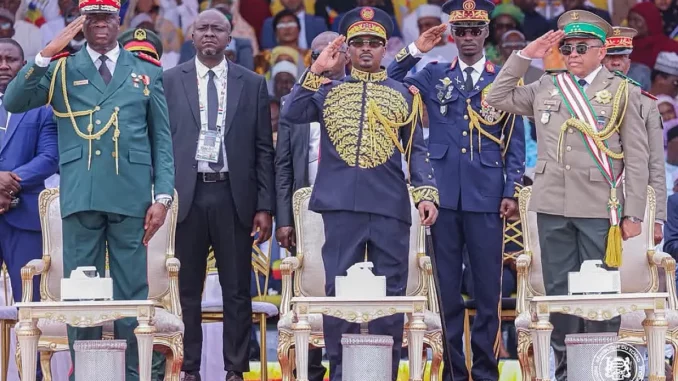 Cérémonie militaire pour l'indépendance du Tchad
